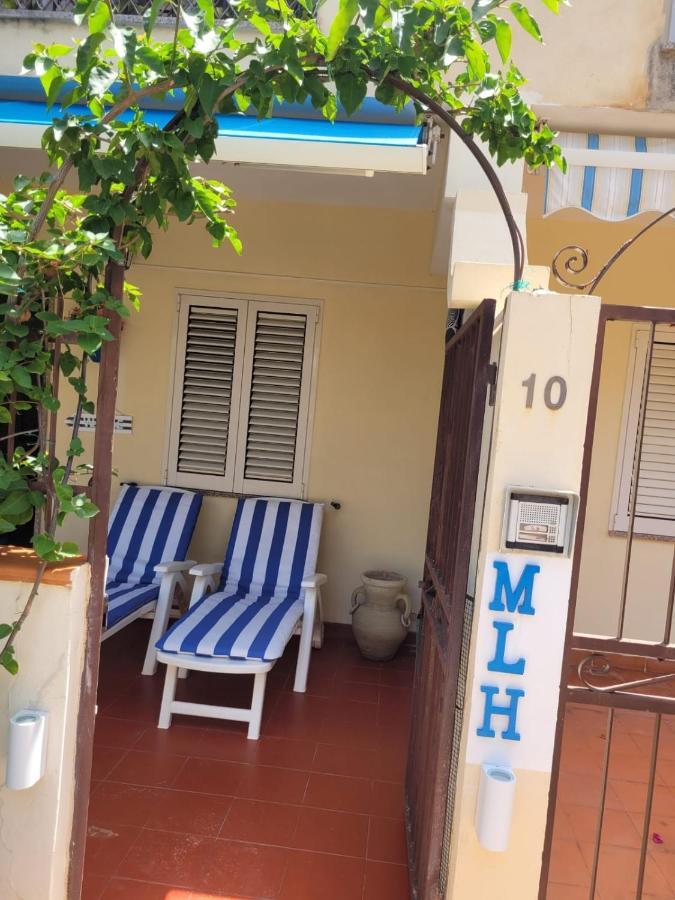 My Little House - Appartamento Con Patio E Parcheggio Privato A 5 Minuti Dalla Spiaggia E Dal Centro トロペーア エクステリア 写真